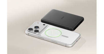 【Belkin】強力磁力でピタッと吸着！カードサイズの超スリムマグネット式モバイルバッテリー Belkin BoostCharge 薄型マグネット式モバイルバッテリー5K