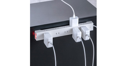 雷ガード・マグネット搭載！ACアダプタが干渉しにくい10個口電源タップが新登場